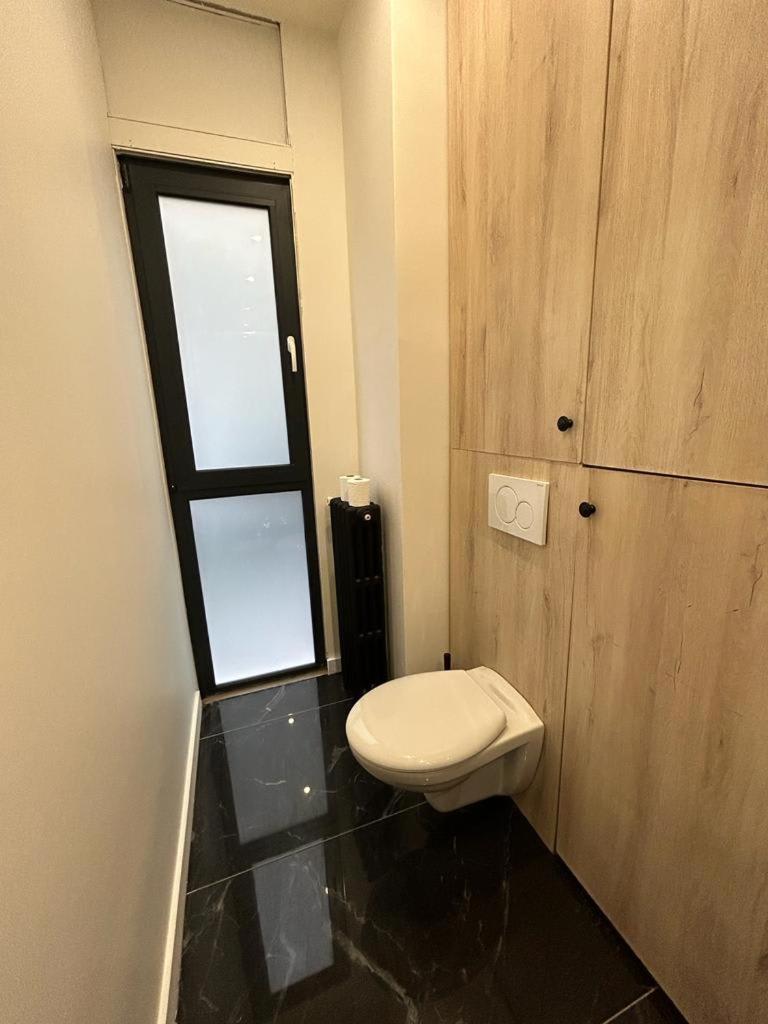 Stylish Modern Studio Apartment Paris Ngoại thất bức ảnh
